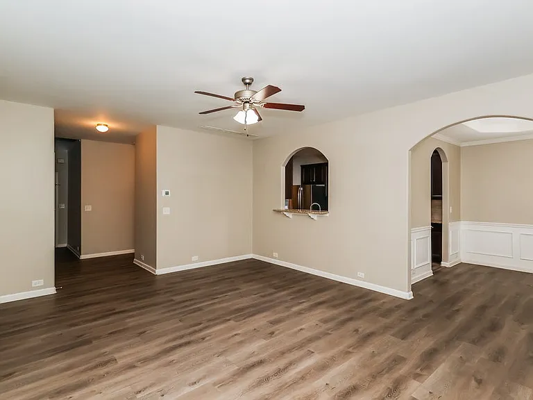 3924 Lake Manor Way — Photo 6