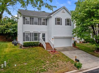 201 Troyer Pl, Apex, NC 27502