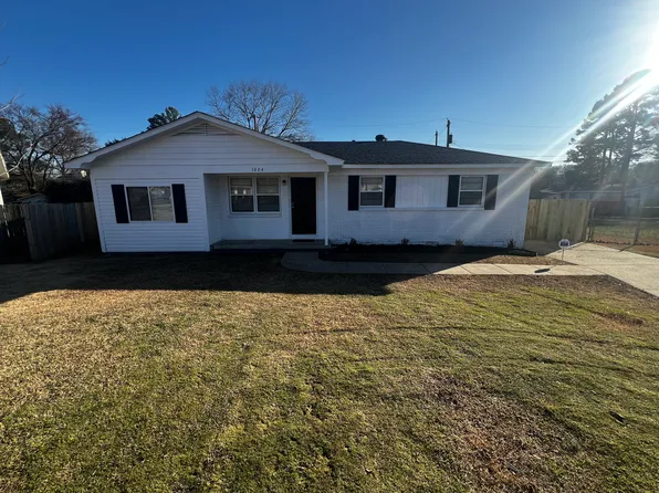 1604 Lariat Cir, Sherwood, AR 72120