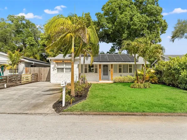 2612 46th St S, Gulfport, FL 33711