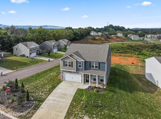 301 Heritage Crossing Dr, Maryville, TN 37804