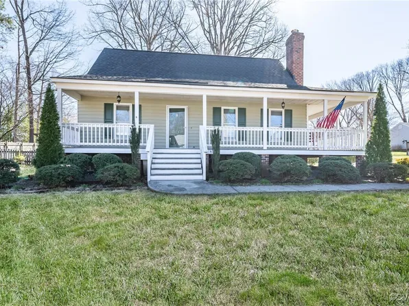 10907 Crofton Rd, Chester, VA 23831