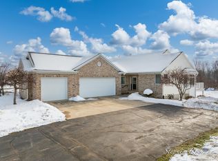 4201 Del Mar Village Dr SW, Grandville, MI 49418