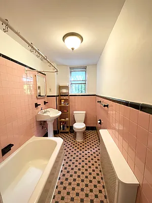 Rented by Corcoran | media 24