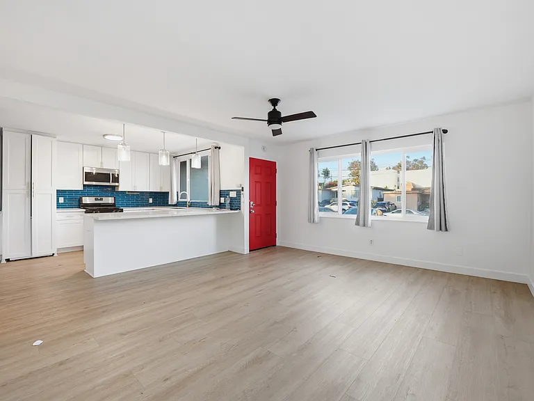 740 Cotton St — Photo 5
