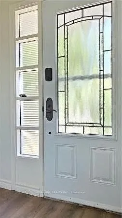 3 bed, $3,000 — Photo 2