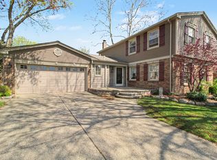 41826 Sunnydale Ln, Northville, MI 48168