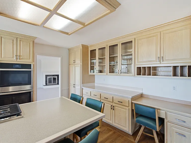 1806 Sebastian Dr — Photo 16