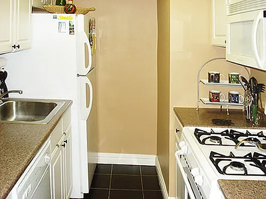 Sold by Awaye Realty Management LLC | media 8