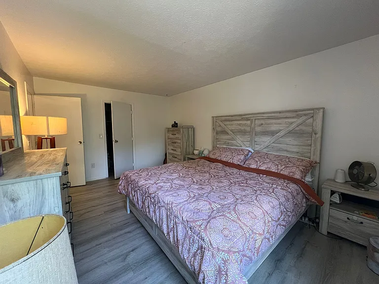 5258 Captains Ct — Photo 35