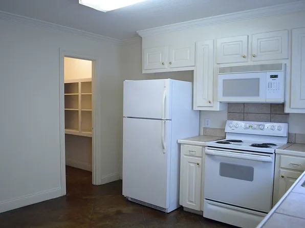 Steelman Road Duplexes, 341 Steelman Rd APT J, Hattiesburg, MS 39402