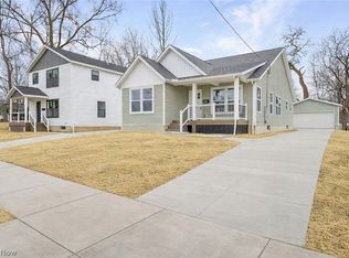 1328 Hazelwood, Akron, OH