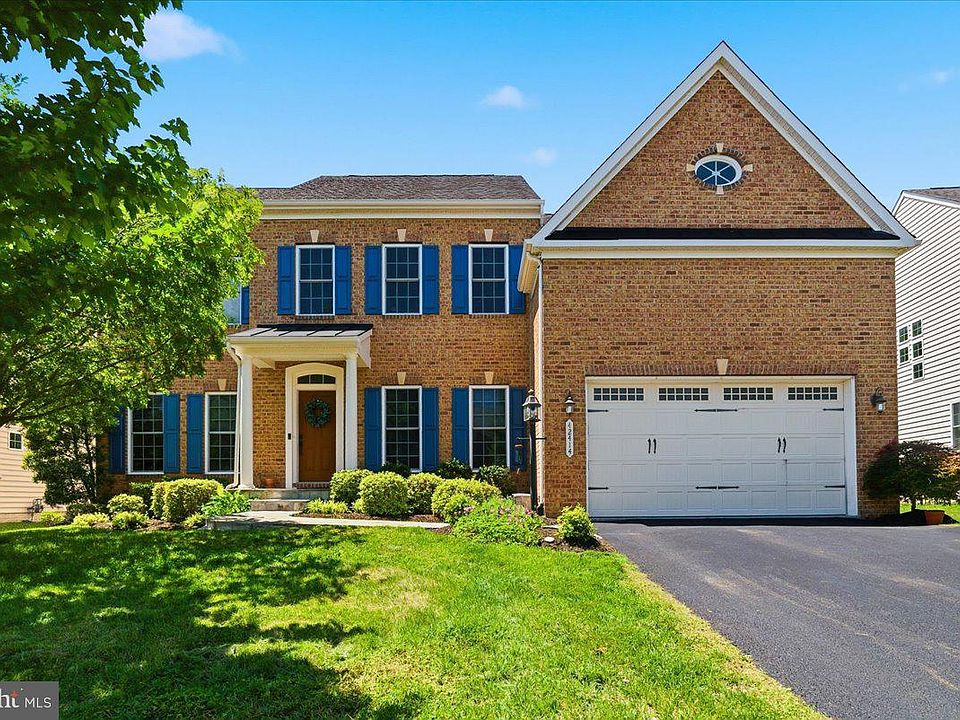 1st image of 42414 Pine Forest Dr