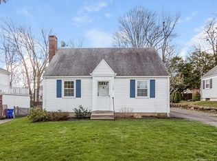 118 Beverly Rd, Wethersfield, CT 06109