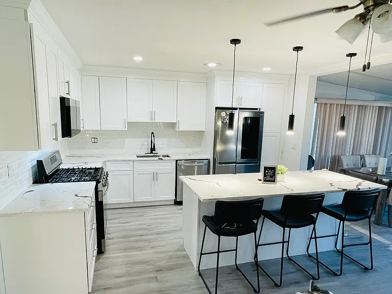 Meadow Ln — Photo 4