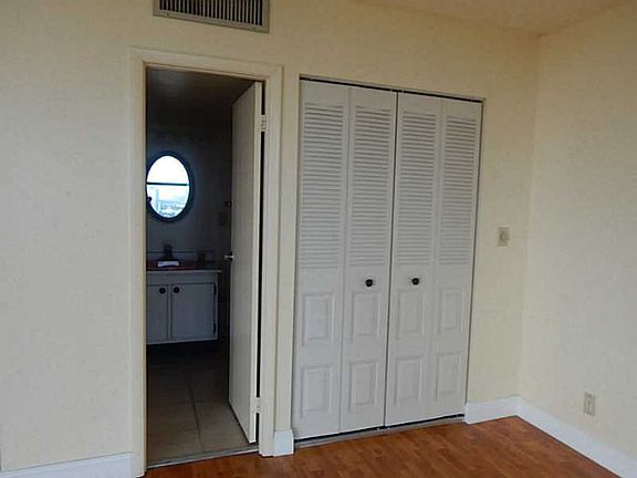 3rd image of 20379 W Country Club Dr APT 2538