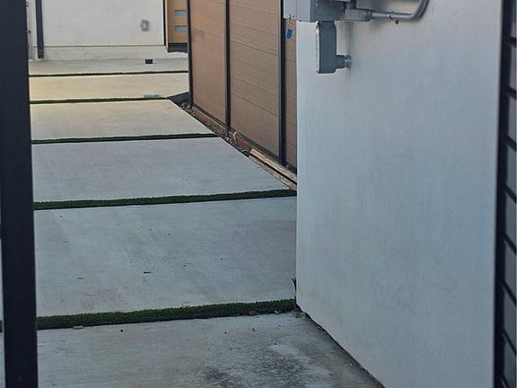 2nd image of 22730 Mariano St