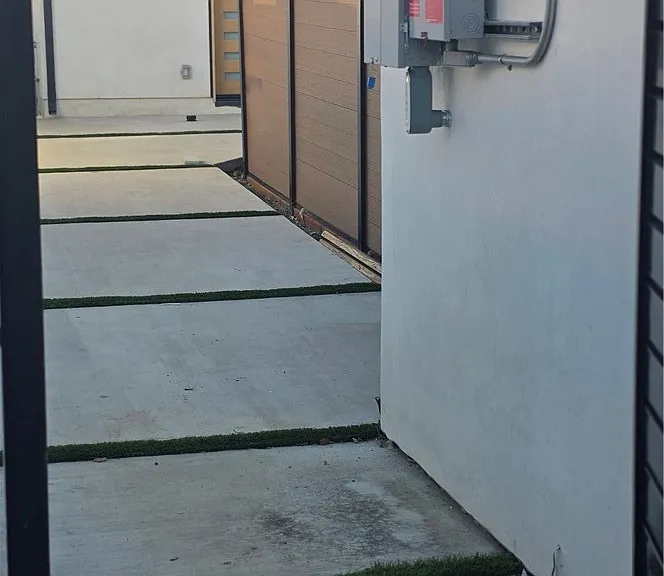 22730 Mariano St — Photo 2
