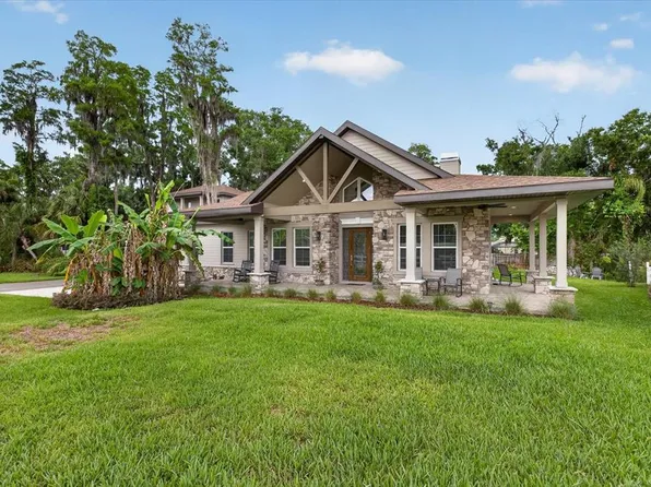 1208 Sunset Ln, Lutz, FL 33549