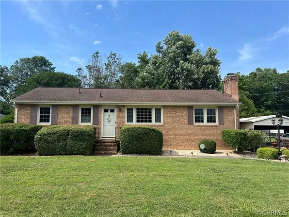 1581 Baxter Rd, Prince George, VA 23875