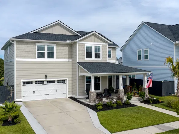 200 Denham St, Summerville, SC 29486