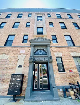 Rented by Coroi Corp | media 1