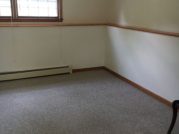 5th image of 109 Eastern Heights Dr