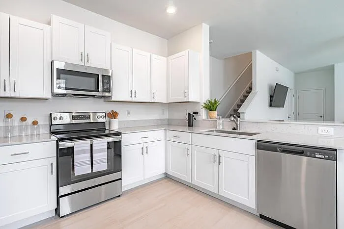 5091 Capri Harbor Dr — Photo 7