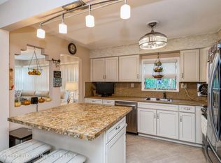 8 Vaughn Ct, Brick, NJ 08724