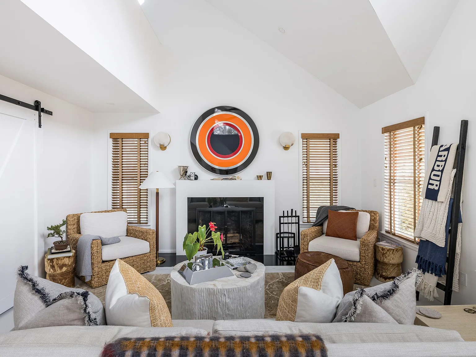 Chic Serenity In Sagaponack — Photo 3