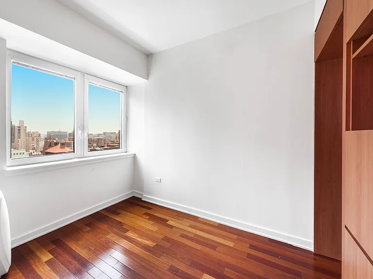 425 5th Ave #31A — Photo 12