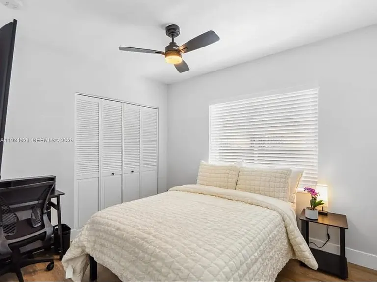 1048 NW 33rd Ave #3 — Photo 25