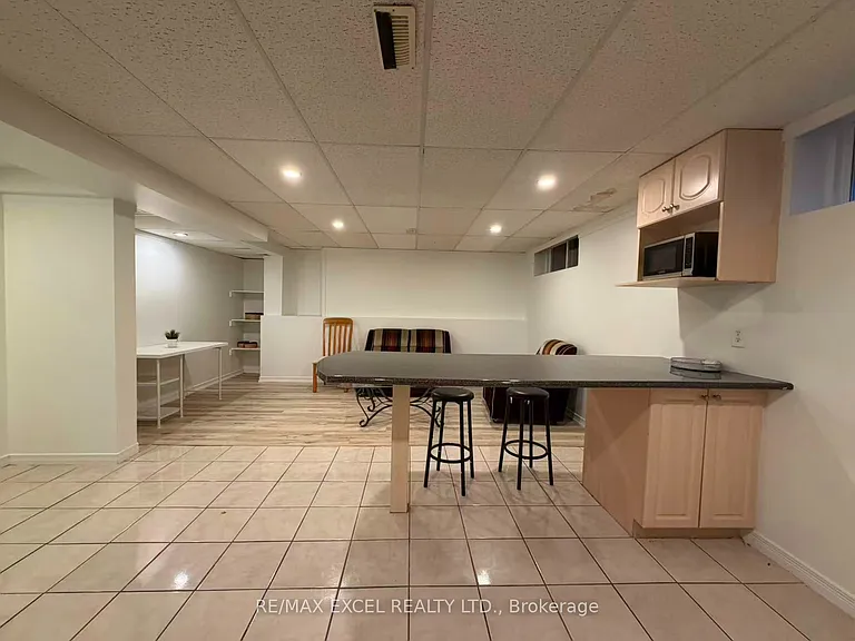 83 Marilake Dr #BASEMENT — Photo 20