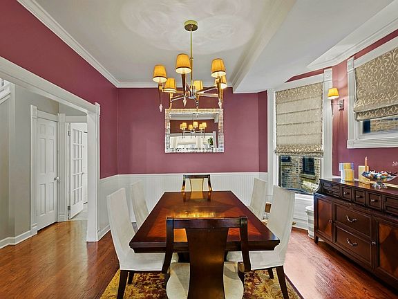 4th image of 435 W Roslyn Pl #2W