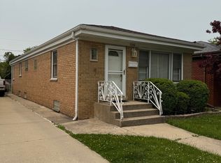 8044 Gross Point Rd, Morton Grove, IL 60053