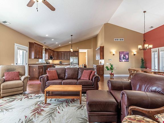 5th image of 26922 Grand View Rd