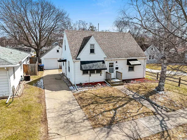 2002 N Clark St, Appleton, WI 54911