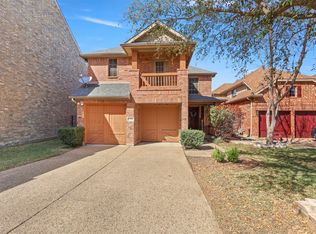 1056 Kaylie St, Grand Prairie, TX 75052