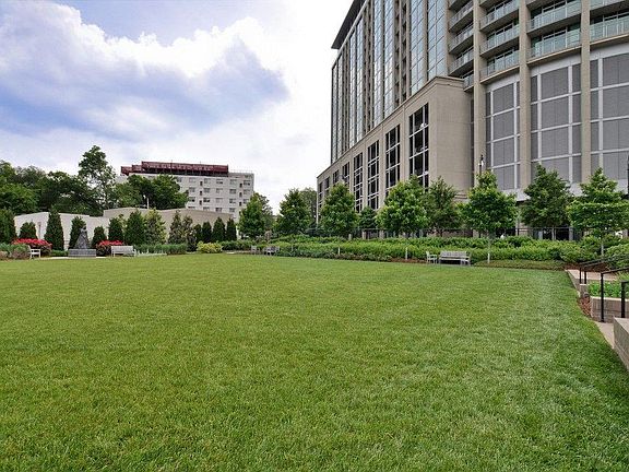 3rd image of 900 20th Ave S APT 1114