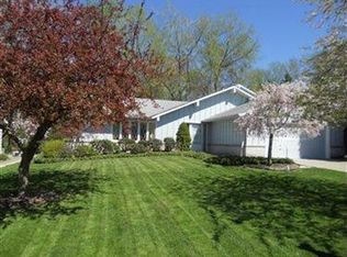 469 Catlin Dr, Richmond Heights, OH 44143