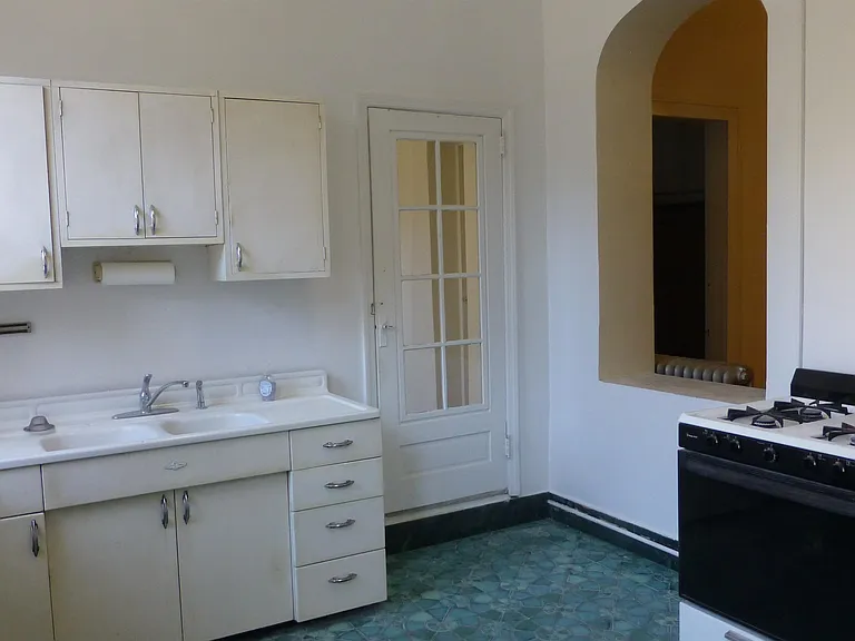 236 Wash Street 103 Ninth St #2 — Photo 6