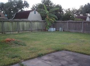 210 Lincoln St, Deer Park, TX 77536