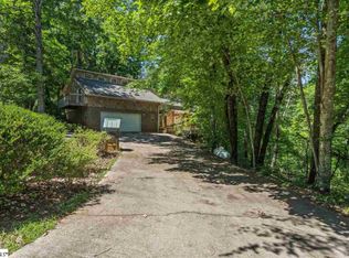 496 Woodall Mountain Rd, Pickens, SC 29671