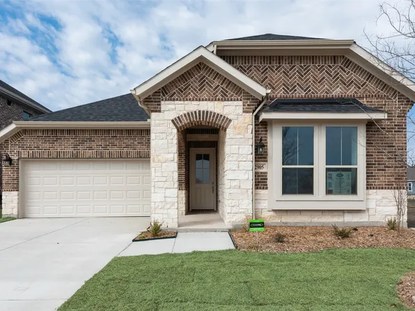 2905 Hanscom St, Forney, TX 75126