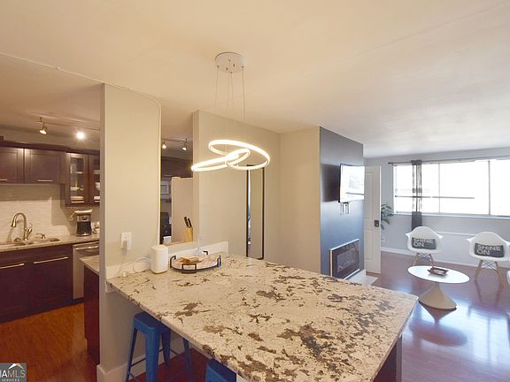 5th image of 215 Piedmont Ave NE APT 2202