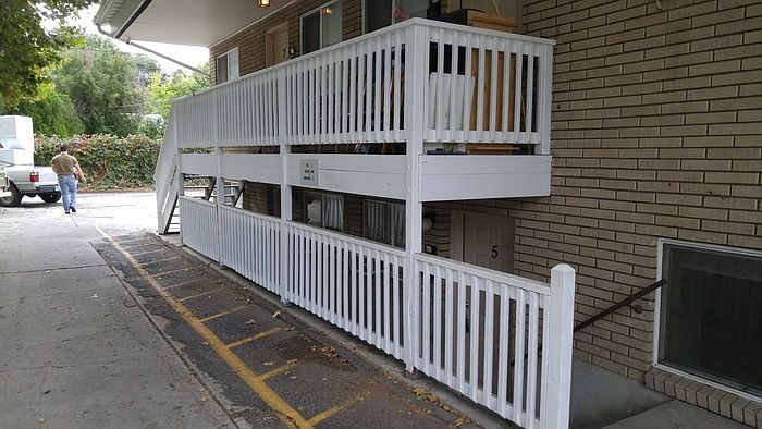 1st image of 218 S Edith Ave #4