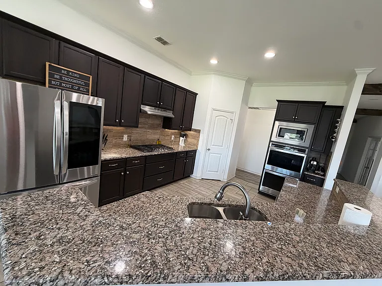 1917 Louis Miller Dr — Photo 8
