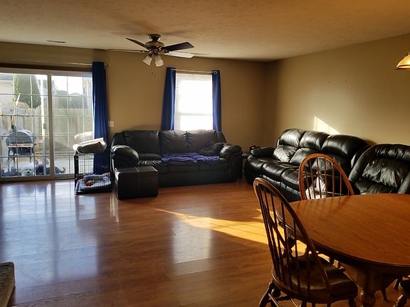 living/dining room view A