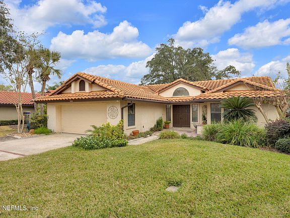 2nd image of 4056 CORRIENTES Court E