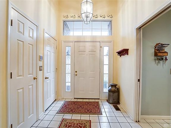 5th image of 6975 Wembley Cir